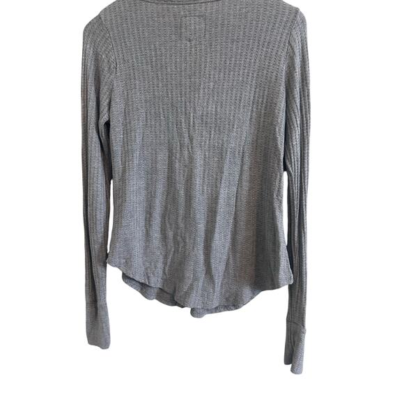 Chaser NWT Gray Waffle Knit Thermal Top Size Small - Picture 2 of 3
